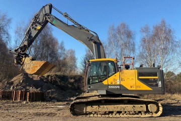 Koparka Volvo EC250EL 2018r. z systemem Leica 3D, klepka 90cm